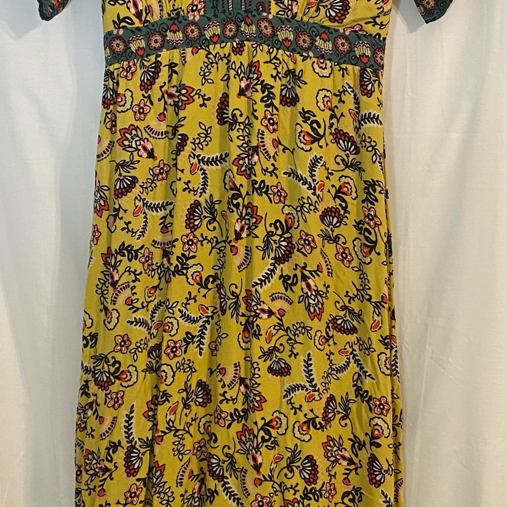 URBAN Romantics Yellow and Black Floral Dress